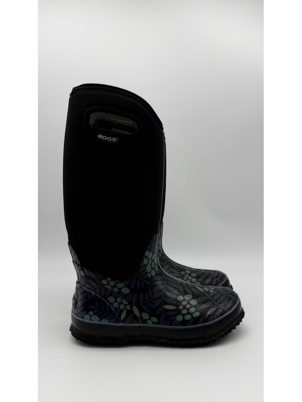 Bogs Classic Tall Winterberry Womens Waterproof Rain Boot Winterberry Size 7